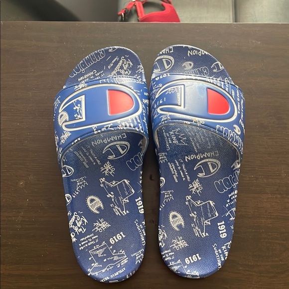 Champion men’s Navy and Red Graphic Slide Sandals - Picture 1 of 2